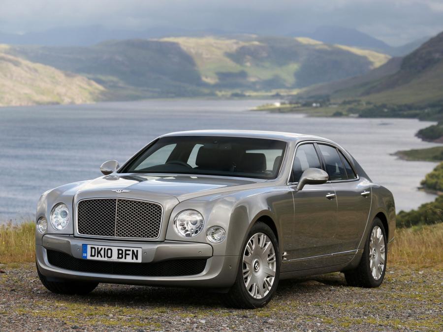  Bentley Mulsanne 2010 года  (UK) (фото 6 из 31)